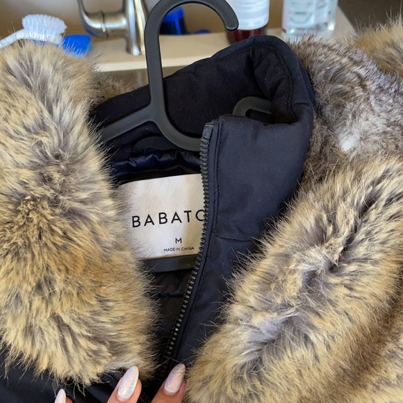 Aritzia parka - Picture 3 of 4